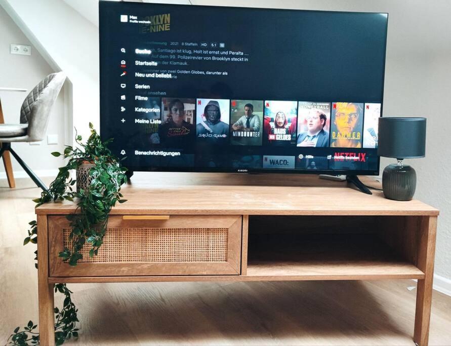 Stylische Altstadtwohnung - Netflix - Smart Tv - Schlafsofa Fuer 3 Personen Erfurt Exterior foto